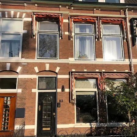 Intermediate House From 1920 Near Beach, Haarlem En Adam * Hillegom